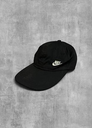 Кепка nike оригінал чорна бейсболка найк з вишитим маленьким логотипом свуш