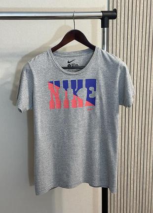 Футболка nike оригінал