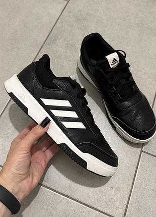 Кросівки adidas дитячі чорні, розмір 36 (23 см)