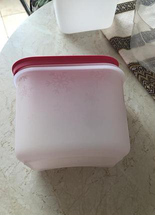 Контейнер tupperware