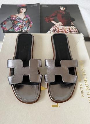 Шлепанцы кожаные размер 35 hermes