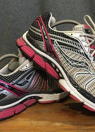 Кросівки saucony triumph 8