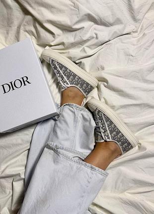 Dior walk'n'dior