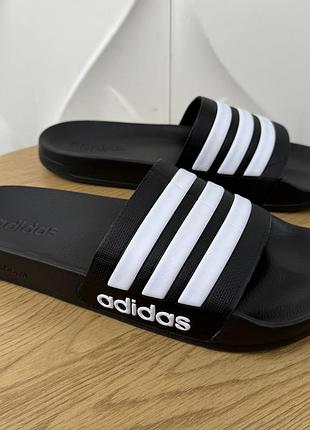 Оригінальні шльопанці adidas