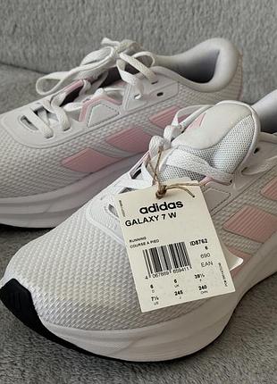 Кросівки adidas