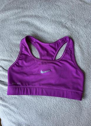 Спортивний топ nike