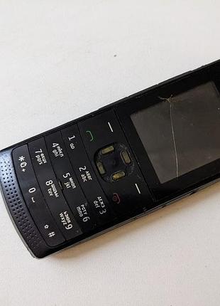 Мобильний телефон nokia x1-00 бу. тріщина