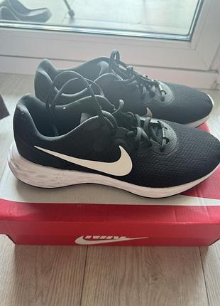 Кроссовки nike