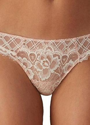 Кружевные трусики стринги intimissimi