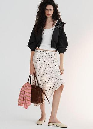 Атласная асимметричная юбка в горошек zara размер s