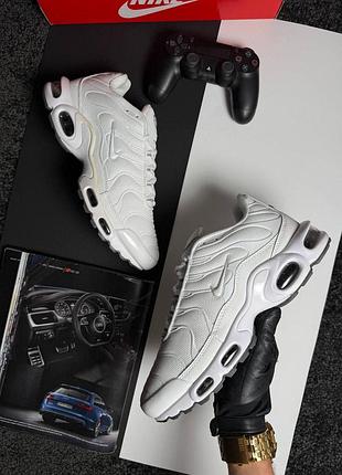 Чоловічі кросівки nike air max plus tn white 10