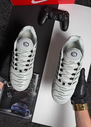 Чоловічі кросівки nike air max plus tn pale grey 2