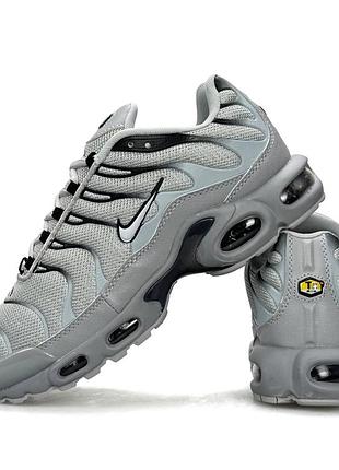 Чоловічі кросівки nike air max plus tn pale grey 4