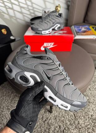 Чоловічі кросівки nike air max plus tn grey white 7