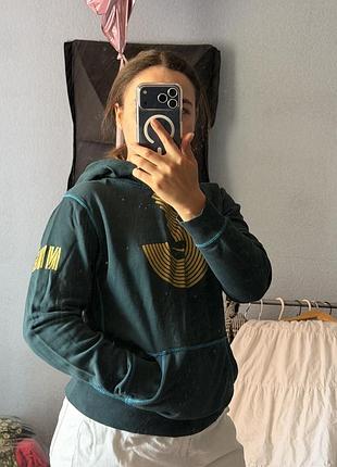 Худі nike синього кольору із золотим принтом. 80 бавовна 20 поліестер.