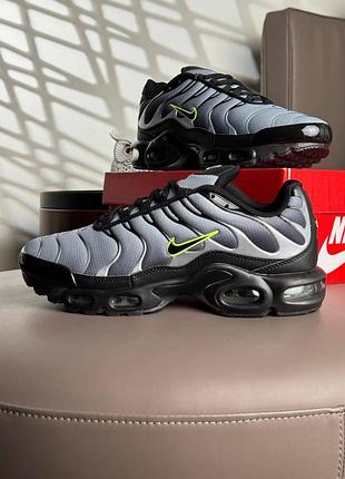 Мужские кроссовки nike air max plus tn black grey silver