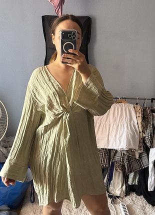 Фісташкова сукня h&m xl, 71% поліестер/29 % поліамід.