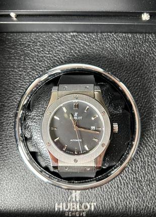Годинник hublot classic fusion titanium, 42 мм, чорний циферблат (542.nx.1171.rx)