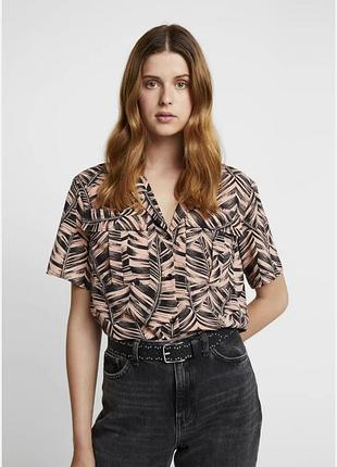Летняя женская блуза-жакет с карманами от фирмы topshop, размер м