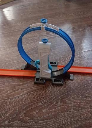 Hot wheels track builder loop launcher