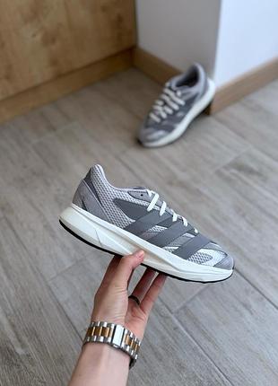 Оригинальн! сша! женские кроссовки adidas lightblaze jq4759 в новом состоянии