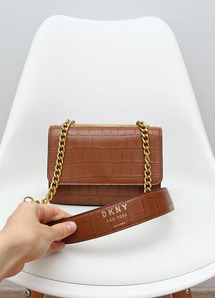 Шкіряна сумочка крос-боді dkny оригінал