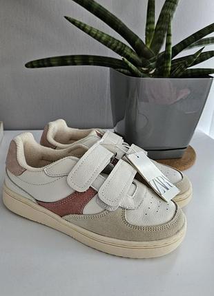 Кроссовки zara 33 кожаные