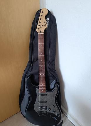 Электро гитара шестиструнная фирмы fender sguier bullet  производство индонезии цвет серый перламутр в хорошем состоянии внизу  ест небольшие царапины