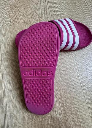 Шльопанці для дівчинки adidas 3