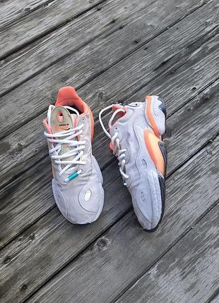 Adidas. кроссовки адидас. кроссовки 43.5 размер. кроссовки adidas. кроссовки для тренировок. кроссовки