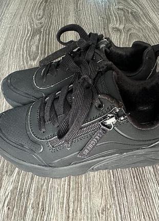 Кросівки skechers