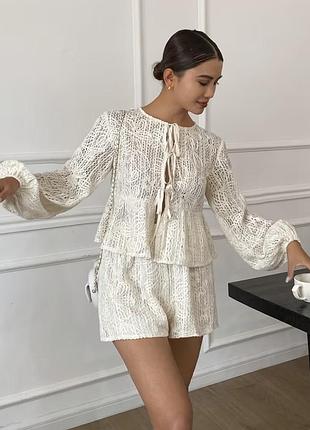 Костюм жіночий з шортами