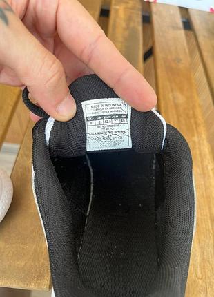 Кроссовки under armour micro g assert v 6