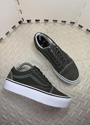Оригинальные кеды на платформе vans