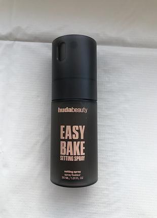Спрей для фіксації макіяжу huda beauty easy bake setting spray