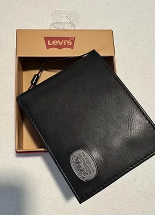 Чоловічий гаманець levi's оригінал зі сша портмоне levi's 31lp220195 чорний у фірмовій коробці