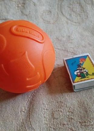 Игрушка оранжевый мяч little tikes для игр детям, питомцам в отличном состоянии,  1 шт.