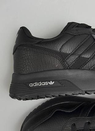 Adidas retropy black 4
