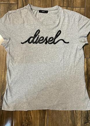 Футболка жіноча diesel дизель дізель приталена сіра з чорним прорезиненим написом big logo розмір м