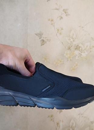 Кросівки skechers на стопу 29,5 см сток
