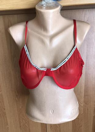 Бюстгальтер от tu,prettylittlething размер xl. 95g (94-145 см).