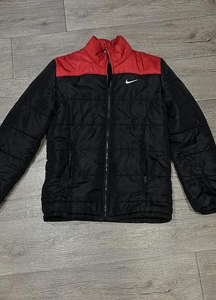 Куртка чоловіча nike