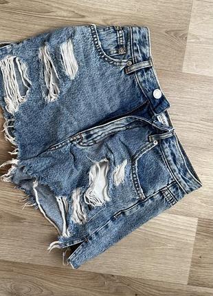 Шорты джинсовые pull&bear