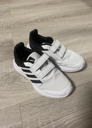Кросівки adidas 36 р
