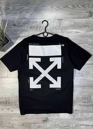 Футболка від бренду - off white