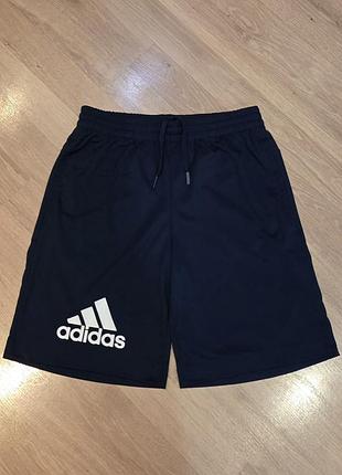 Шорти спортивні adidas на 11-12 років, 152см з кишенями