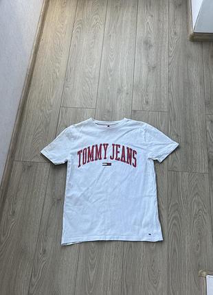 Футболка tommy