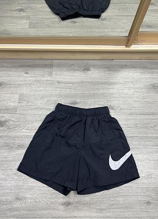 Женские шорты nike w nsw essential woven hr short hbr dm6739-010 оригинал размер s