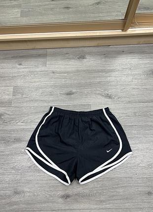 Женские беговые шорты nike dri-fit tempo shorts 716453-010 оригинал размер s