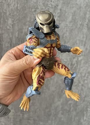 Predator от компании lanard toys 6